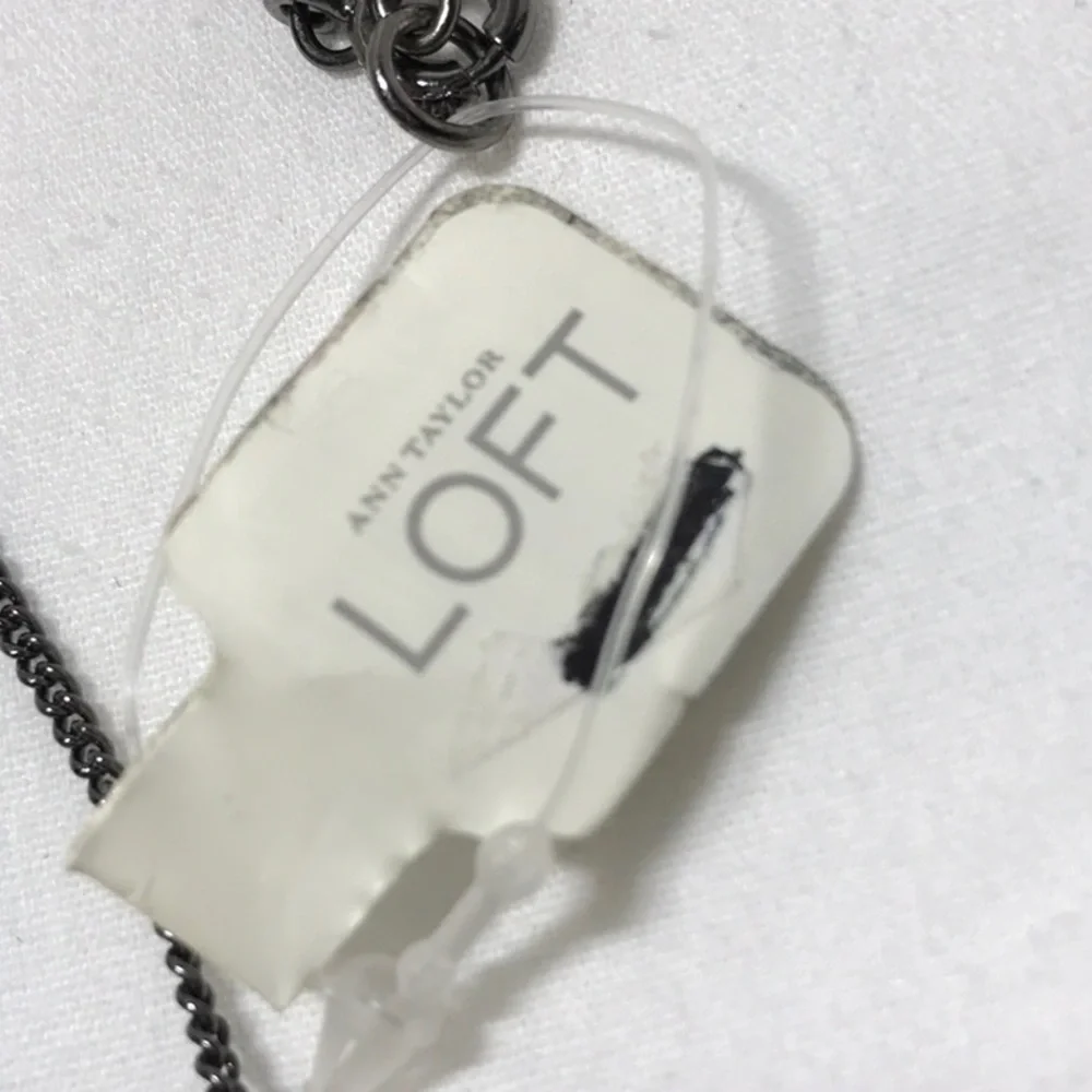 Loft pendant necklace/ blue and opalescent NWT - Picture 7 of 9